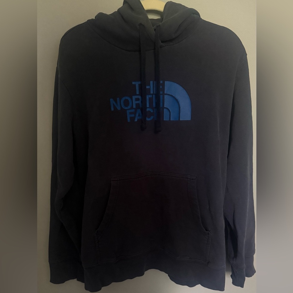 The North Face Men's navy blue Hoodie